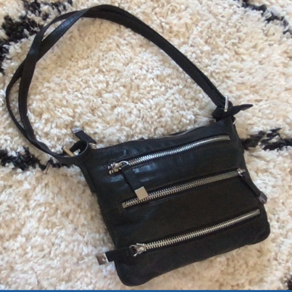 MARGOT GENUINE LEATHER BLACK ZIP UP BAG
